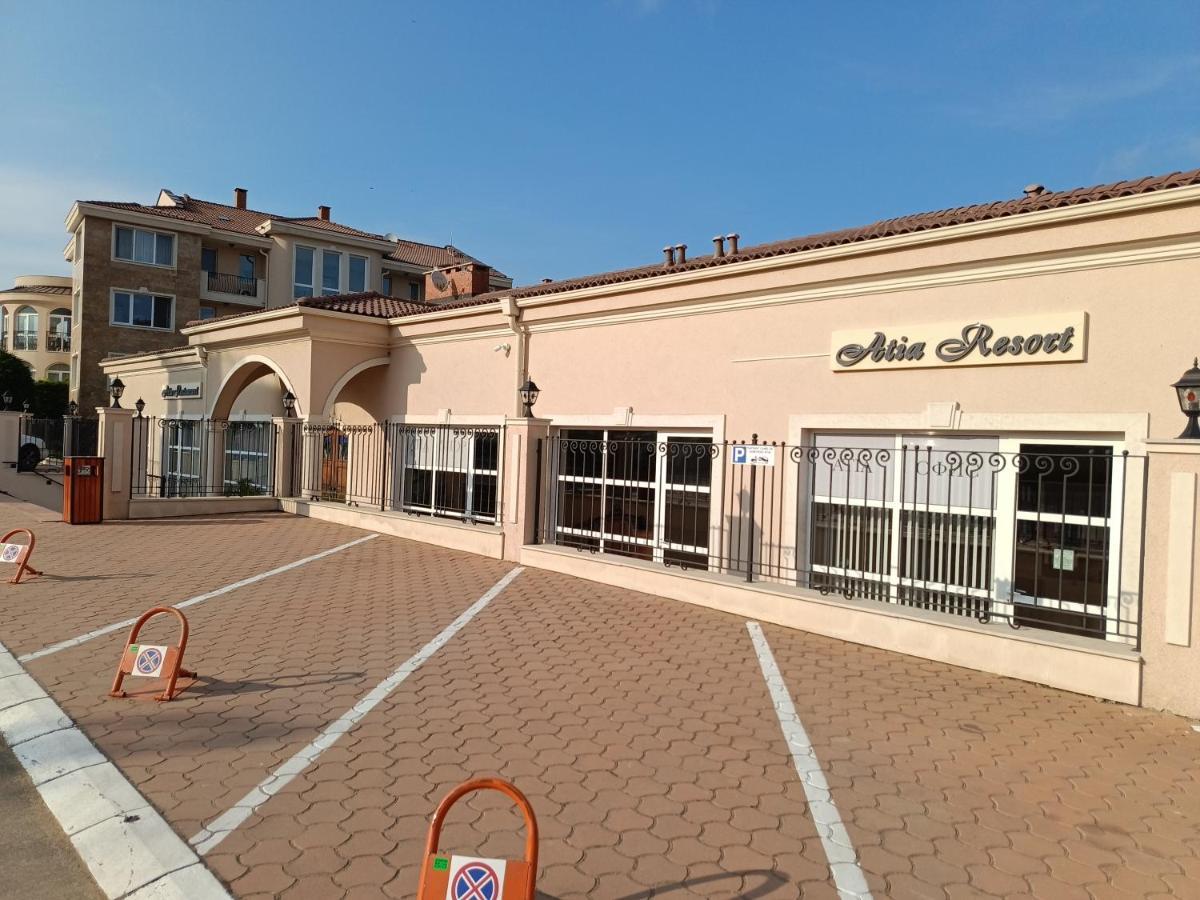 Atia Resort Černomorec Exteriér fotografie