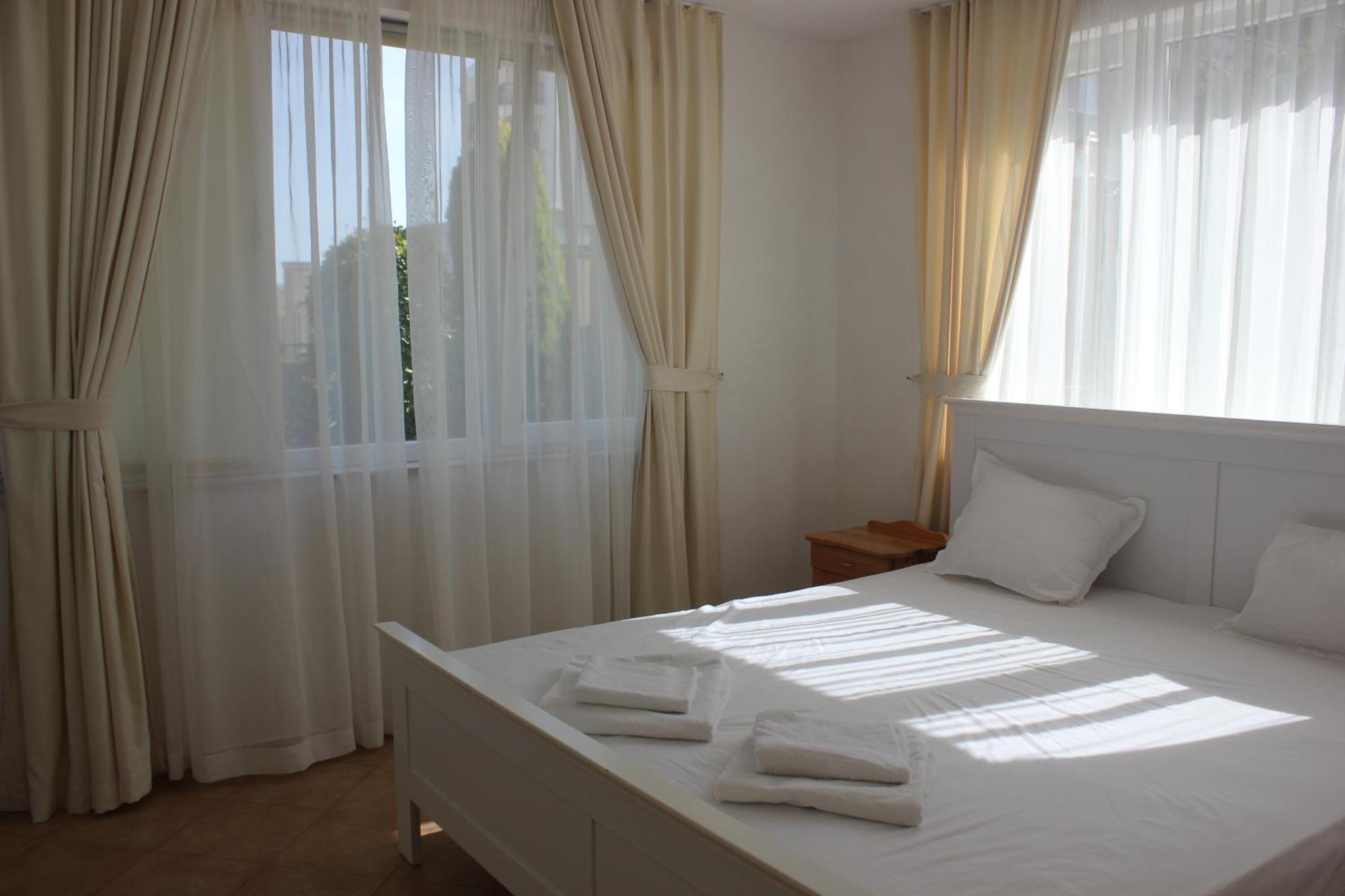 Atia Resort Černomorec Exteriér fotografie