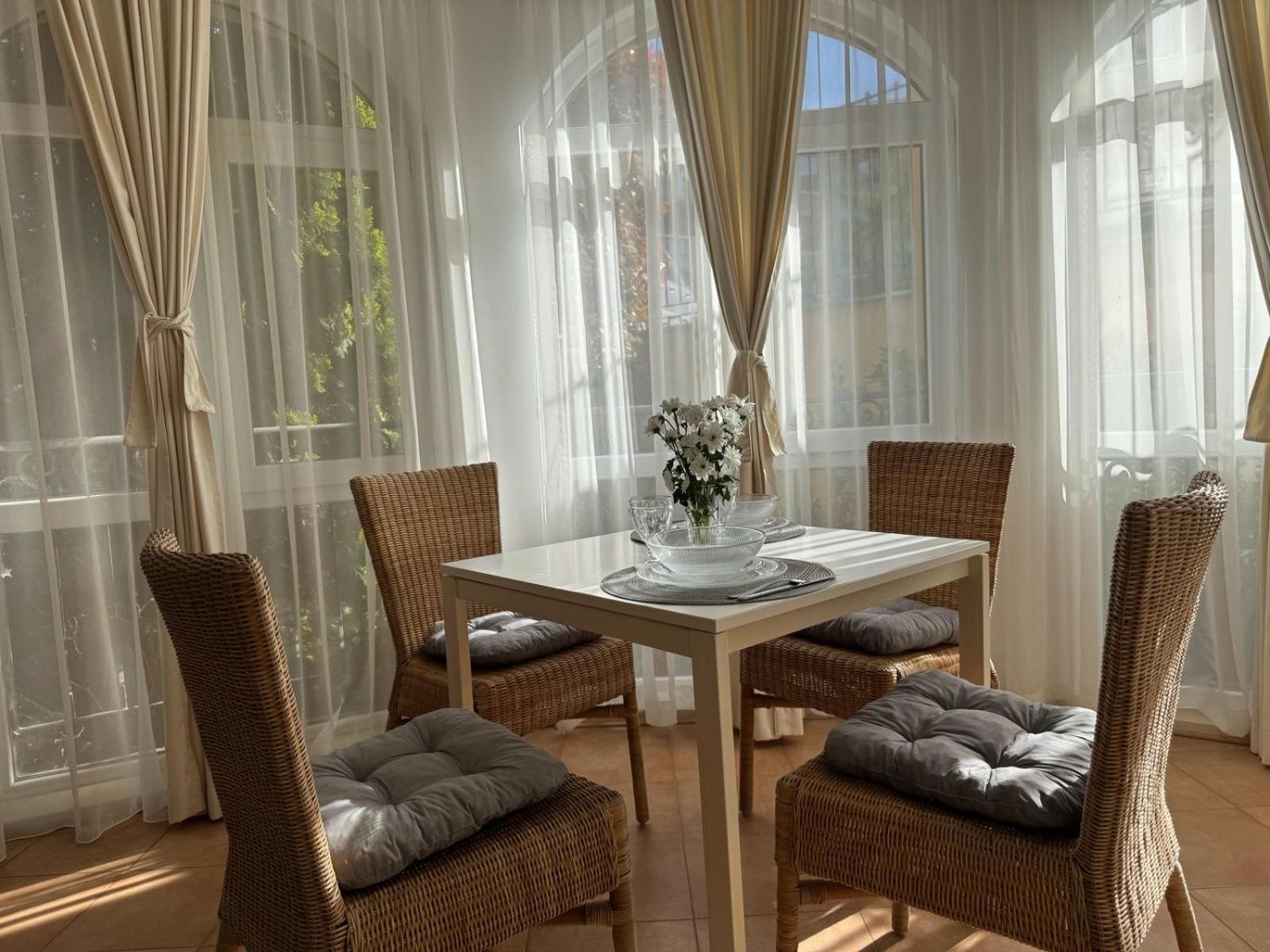 Atia Resort Černomorec Exteriér fotografie
