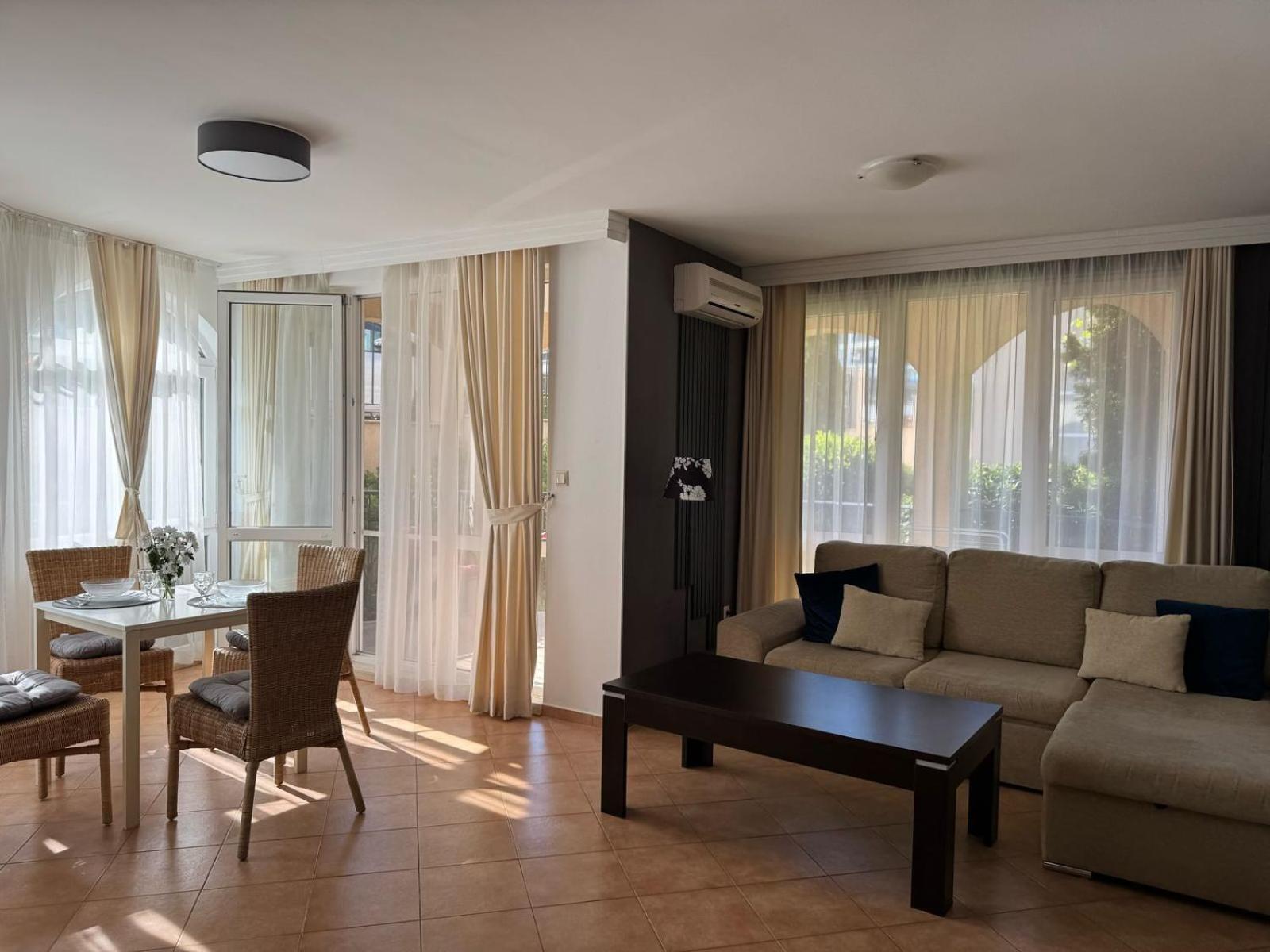 Atia Resort Černomorec Exteriér fotografie